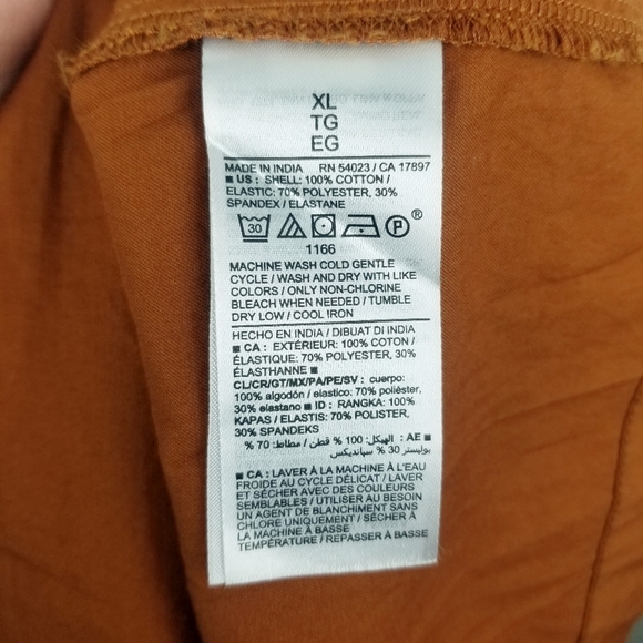 🍁Old Navy #418410 Off-The-Shoulder Smocked Babydoll Swing Blouse NWT size XL - Picture 7 of 7